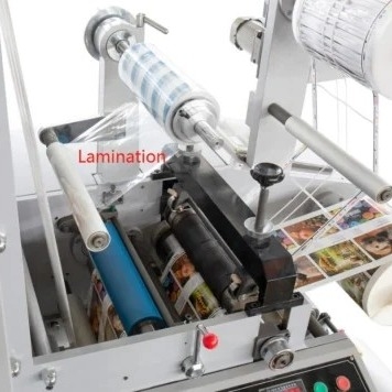 Impresora de alta velocidad de Flexo de la etiqueta, rodillo de Anilox, secador del IR, impresora de la etiqueta de 220V Flexo 380V con el barniz ULTRAVIOLETA