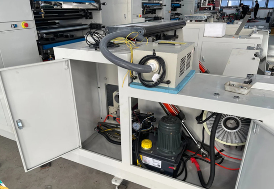 Máquina de impresión Flexo de etiquetas adhesivas de papel en rollo de 1 color, uso de secador IR y solvente de tinta
