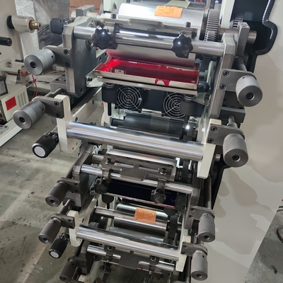 250 mm longitud 180 mm anchura máquina de impresión de alta velocidad flexo 5-60 m / min velocidad 0,15 mm precisión