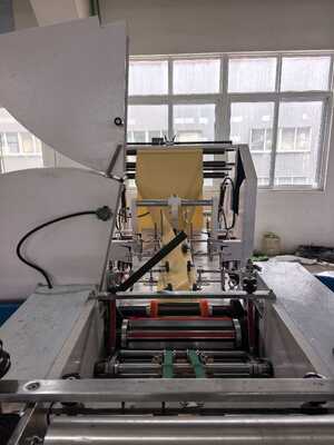 Máquina cortadora y selladora de bolsas, máquina para fabricar bolsas de papel Kraft con ancho de bolsa de 420 a 600 mm y rodillo de impresión cerámico de malla 400
