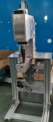 15-30 traje protector no tejido de Min Surgical Gown Making Machine 380V 50Hz de las PC