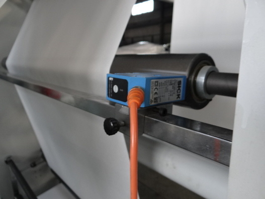 Máquina plana completamente automática 200-300m m de la bolsa de papel de la manija