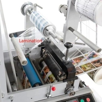 Impresora de alta velocidad de la etiqueta de Flexo para las etiquetas engomadas de papel de la película con el barniz ULTRAVIOLETA que lamina, impresora de la etiqueta de Flexo del color 1-8