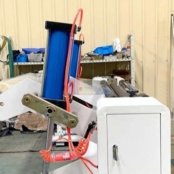 1100m m automáticos graban en relieve el papel de aluminio de la máquina 600m m