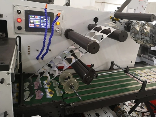 Rollo de papel adhesivo semi rotatorio intermitente del cortador de la etiqueta engomada de 320 Iml que raja la hoja
