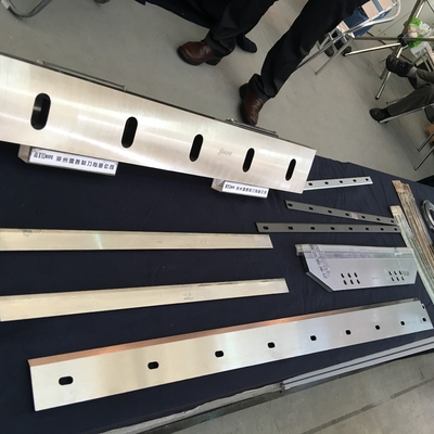 Cuchillas para corte de metales 3.7KW del rollo del papel de máquina de Rewinder que rajan