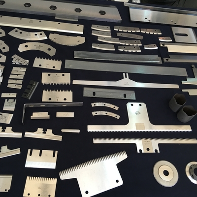 Cuchillas para corte de metales 3.7KW del rollo del papel de máquina de Rewinder que rajan